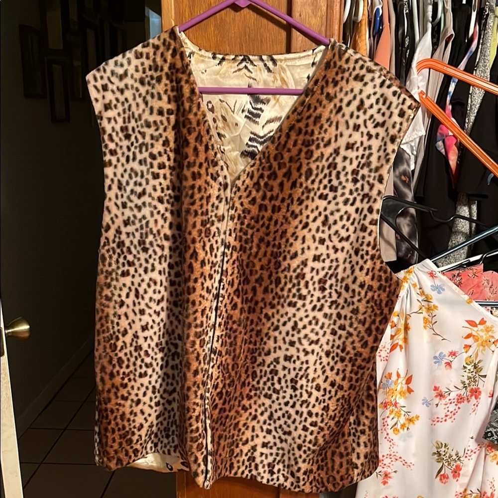 Source Unknown Brown Relaxed Reversible Vest - image 1